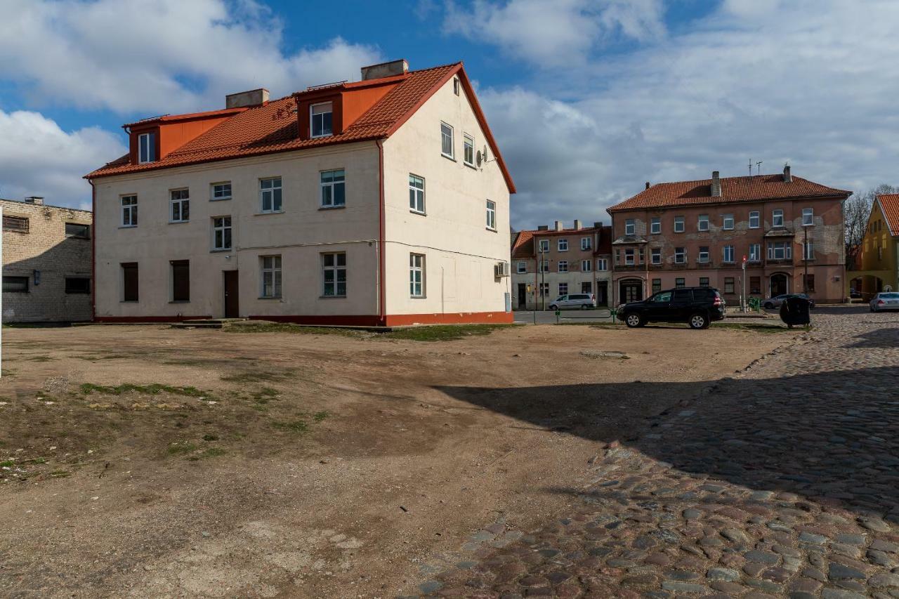 Compact Apartment Near Food Market In The Oldtown Plus Free Parking Klaipėda Dış mekan fotoğraf